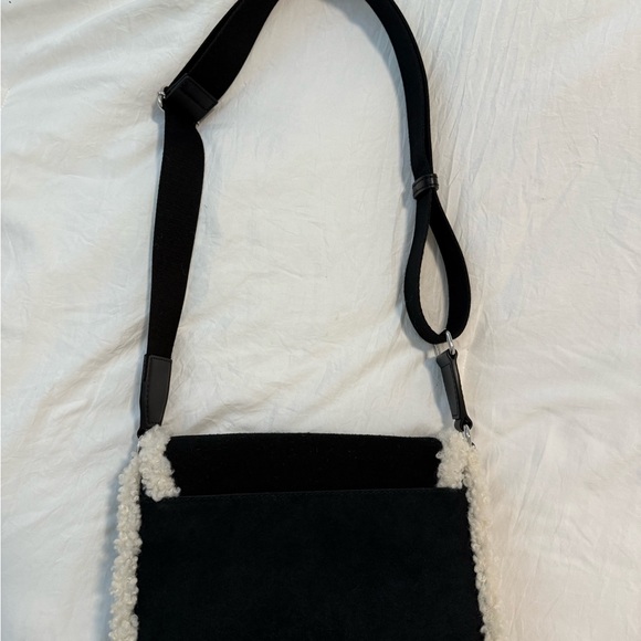 Michael Kors Bradshaw Medium Suede and Faux Shearling Messenger Bag - Picture 7 of 7